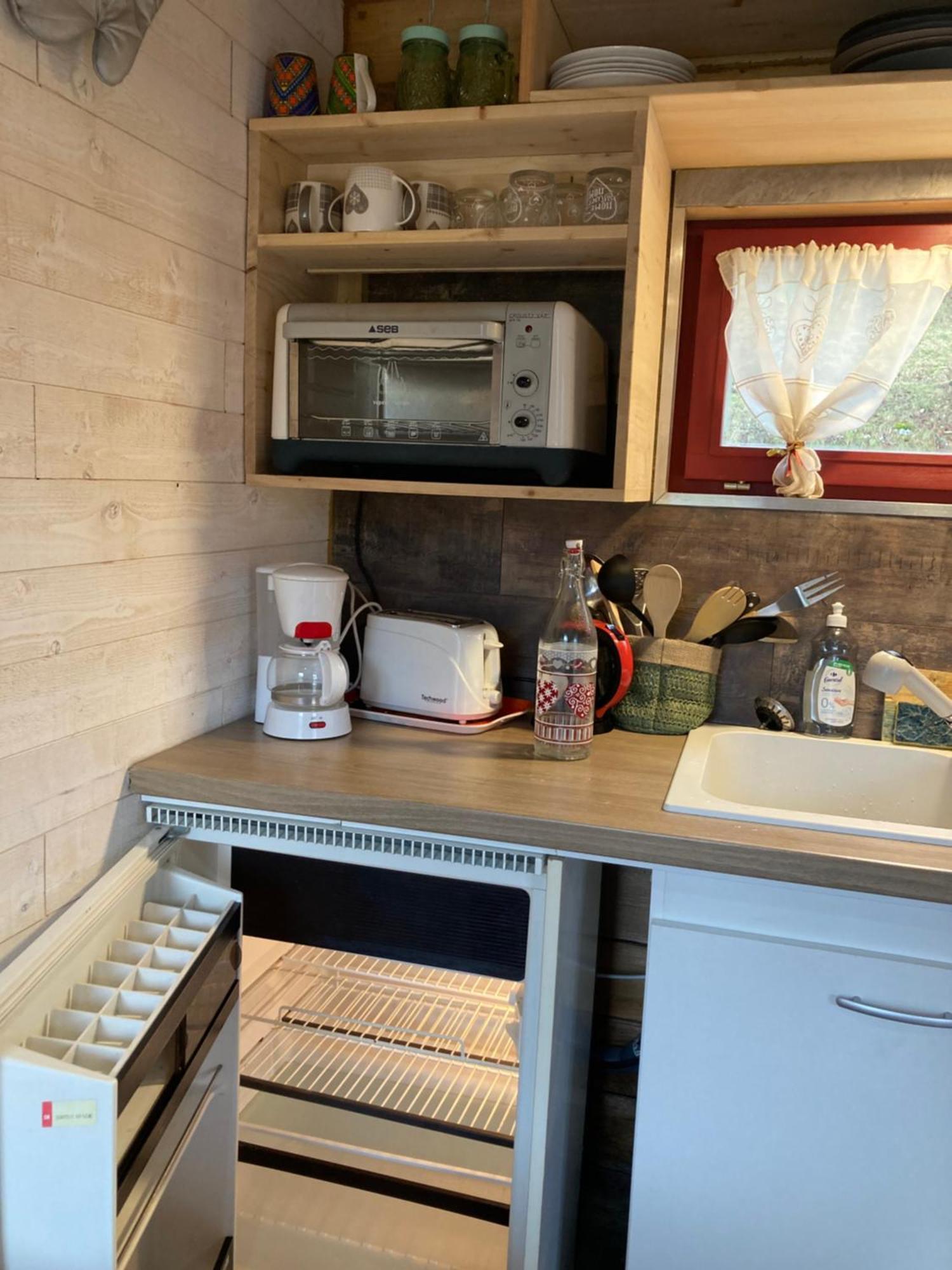 La P'Tite Maison Bois Du Herisson Menetrux-en-Joux Extérieur photo